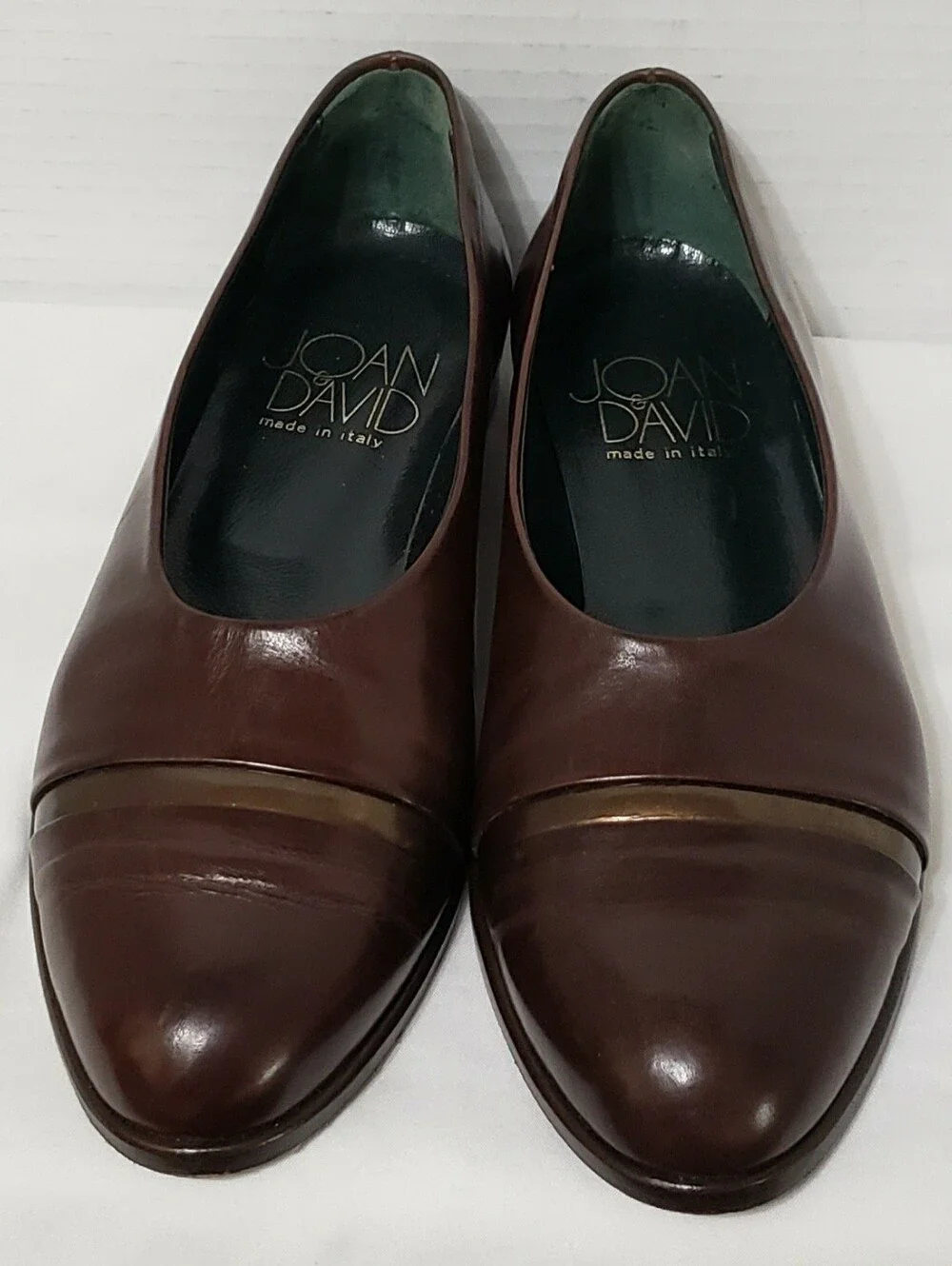 Vintage Burgundy Joan & David Flat Shoes Size 6.5M Bronze Accent Made In Italy